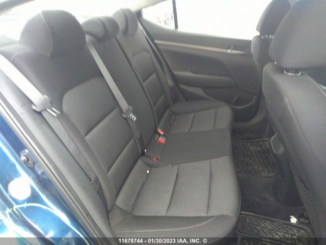 Hyundai ELANTRA SE 2017 5NPD74LF6HH117956 Image 9