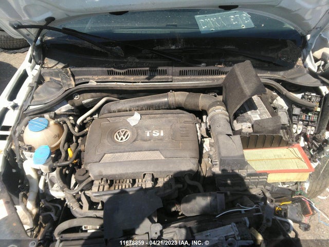 3VWD07AJ2FM277852 Volkswagen JETTA SE