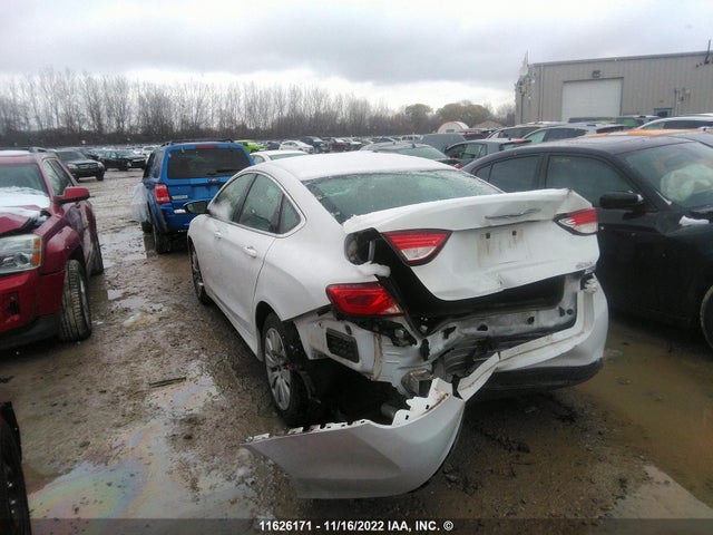 1C3CCCFB2FN728823 Chrysler 200 LX