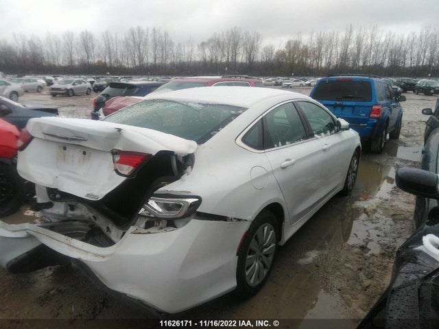 1C3CCCFB2FN728823 Chrysler 200 LX