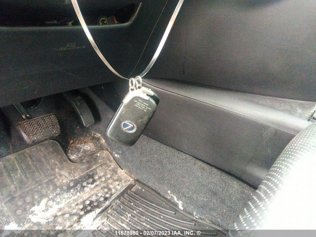 Lexus HS 250H 2010 JTHBB1BA9A2002932 Image 11