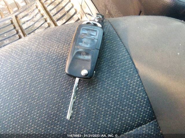 Volkswagen CITY GOLF 2010 9BWEL4BE7A4001143 Image 3