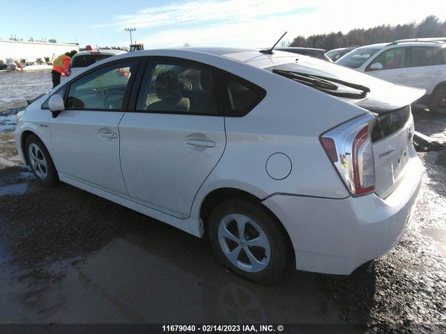 Toyota PRIUS 2015 JTDKN3DU1F0467560 Image 4