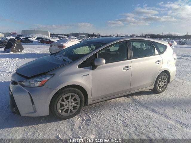 Toyota PRIUS V 2018 JTDZN3EU4JJ075270 Image 2