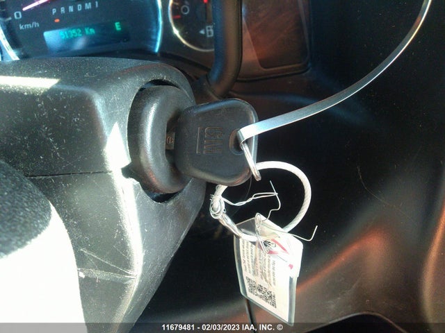 Chevrolet Express G2500 2020 1GCWGBFP0L1169925 Image 11