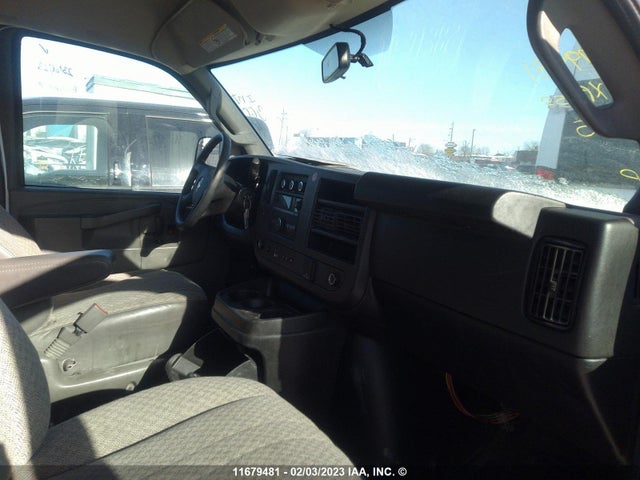 Chevrolet Express G2500 2020 1GCWGBFP0L1169925 Image 5