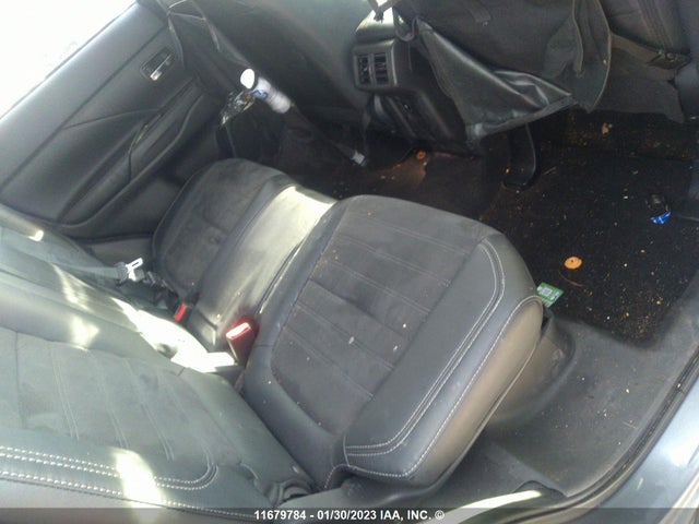 JA4JZ3AX8KJ600263 Mitsubishi Outlander Se/sel/le