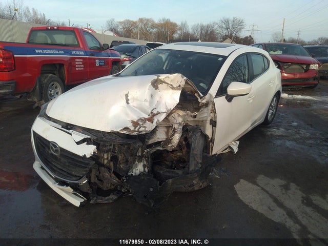 Mazda MAZDA3 2015 3MZBM1L7XFM215514 Image 2