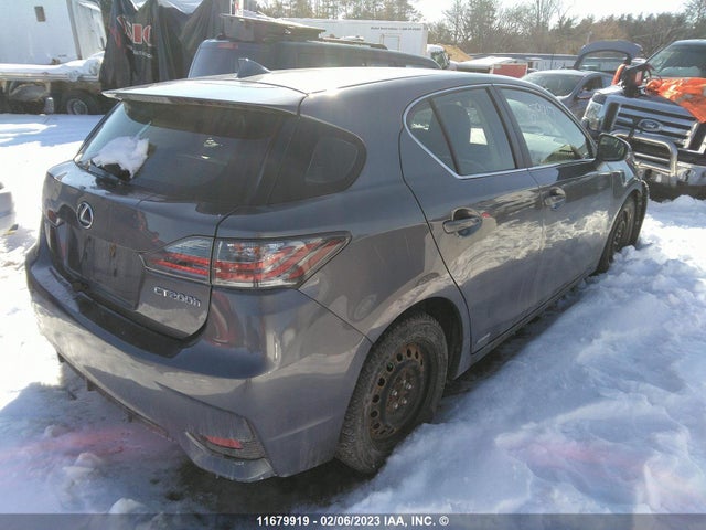 JTHKD5BH9F2210573 Lexus CT