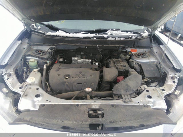 JA4AT2AW3DU606542 Mitsubishi Outlander Es