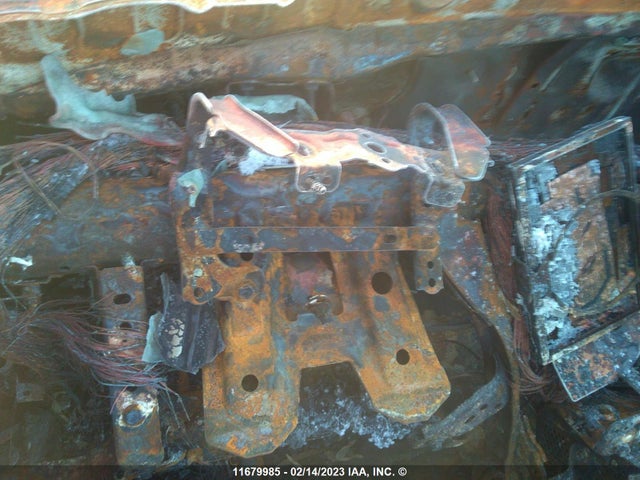 JTHC81D27J5028761 Lexus IS 300