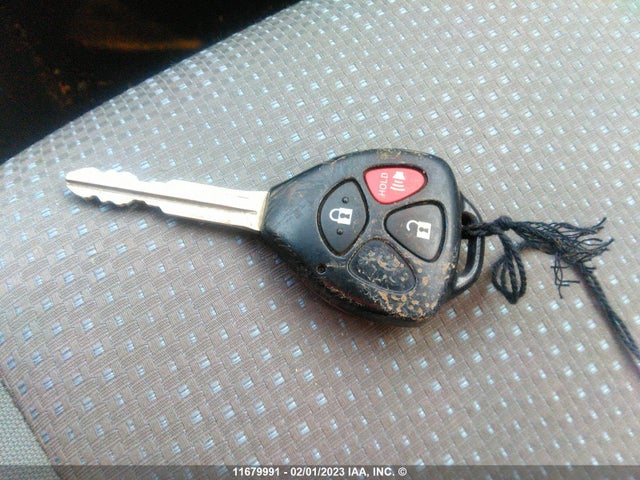 Toyota Matrix 2010 2T1KU4EE7AC398002 Image 3