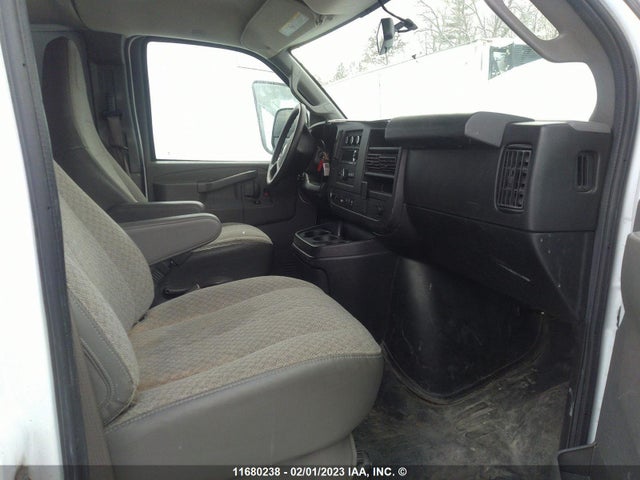 Chevrolet Express G2500 2020 1GCWGBFPXL1168474 Image 5