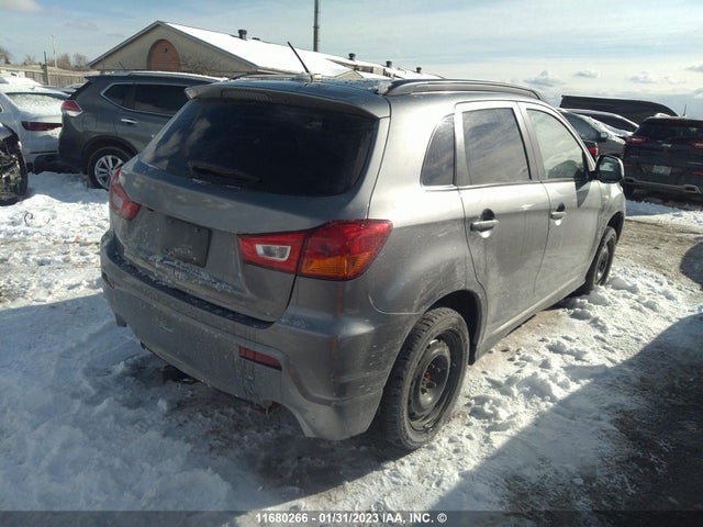 JA4AJ4AUXCZ600867 Mitsubishi Rvr Gt