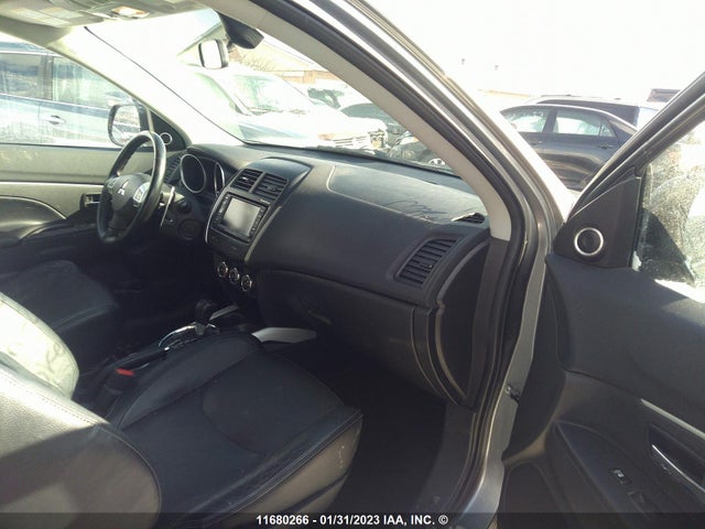 JA4AJ4AUXCZ600867 Mitsubishi Rvr Gt
