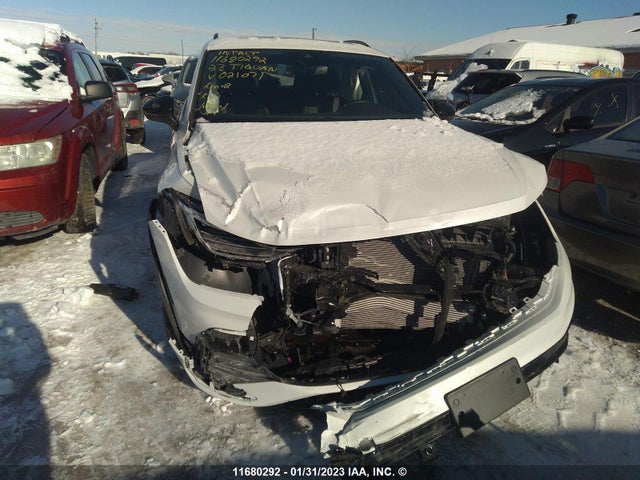 3VV8B7AX2PM021071 Volkswagen TIGUAN