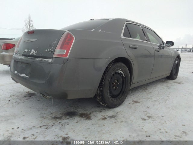 2C3CCABG3CH140701 Chrysler 300 S
