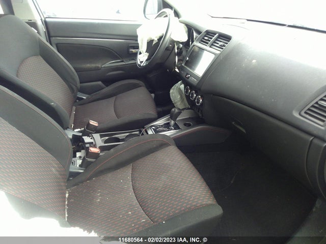 JA4AJ3AU3KU602580 Mitsubishi RVR SE