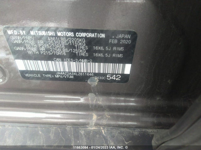 JA4AZ2A3XLZ611646 Mitsubishi Outlander Es