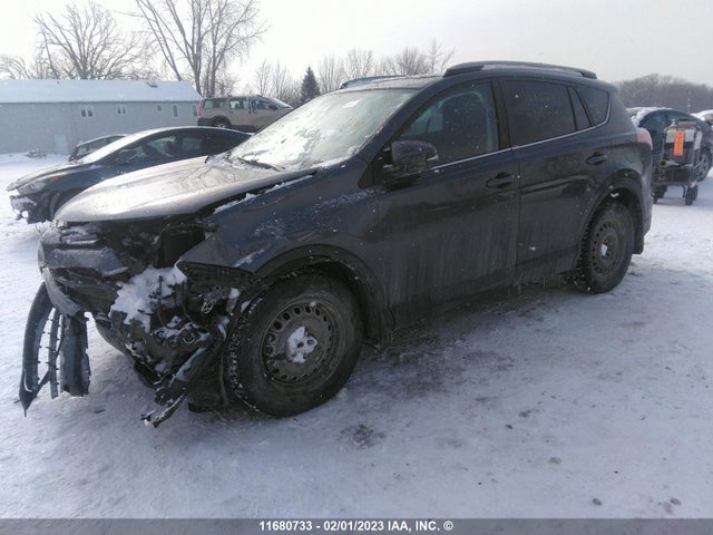 Toyota Rav4 Xle 2017 2T3RFREV7HW646657 Image 2
