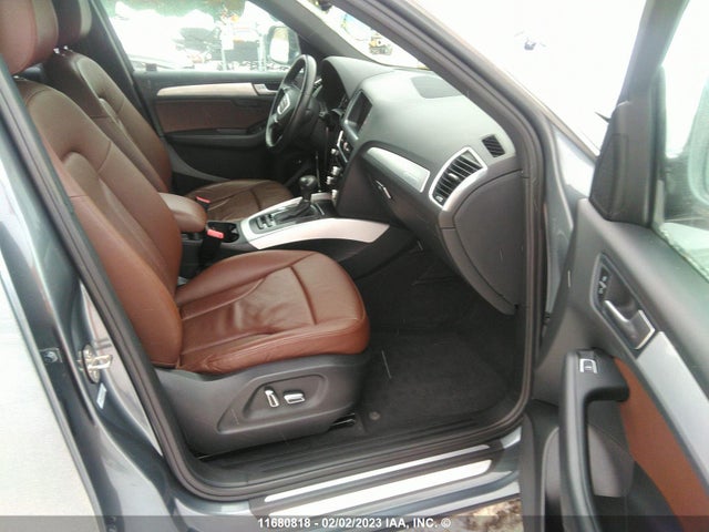 WA1LFCFP1FA079127 Audi Q5 Premium Plus
