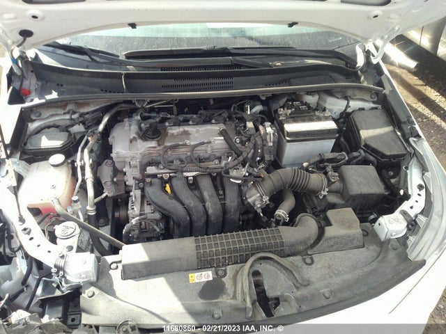 Toyota COROLLA LE 2022 5YFBPMBE1NP303662 Image 11