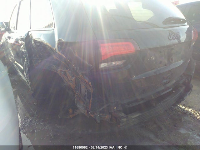 1C4RJFDJ0GC506088 Jeep Grand Cherokee Srt-8