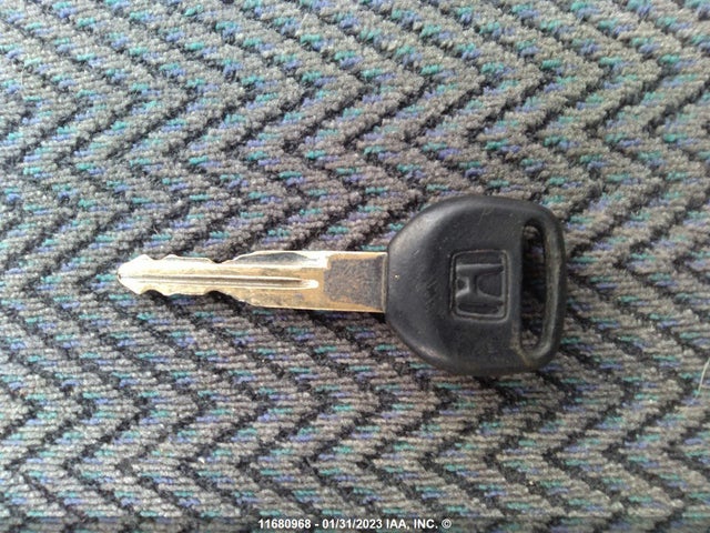 Honda CR-V LX 1997 JHLRD1853VC802407 Image 3