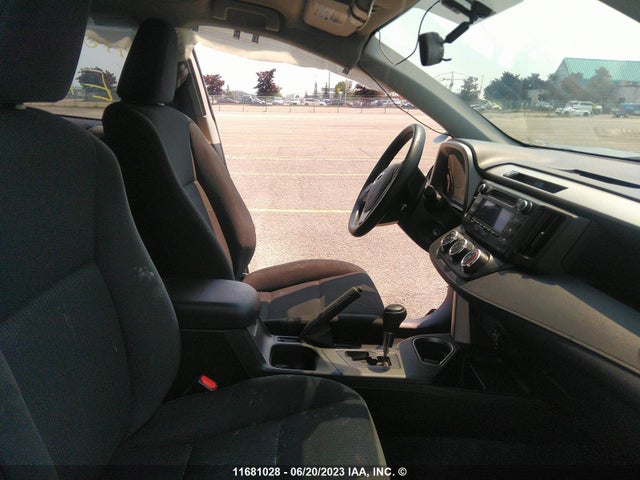 Toyota RAV4 LE 2016 2T3ZFREV7GW247200 Image 7