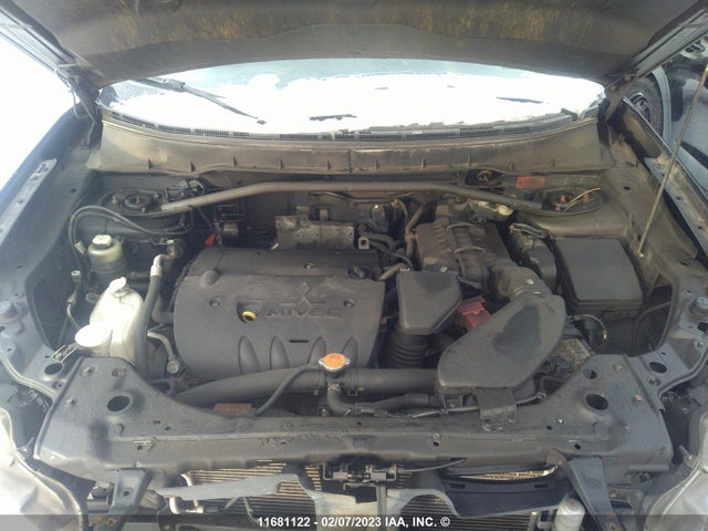 JA4AT2AW1AZ609180 Mitsubishi Outlander Es