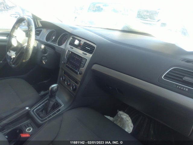 3VW217AUXFM036166 Volkswagen Golf