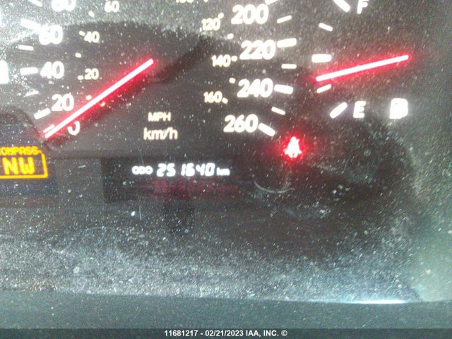 Lexus LS 430 2002 JTHBN30F120085285 Image 8