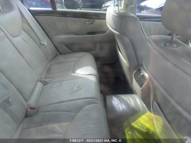 Lexus LS 430 2002 JTHBN30F120085285 Image 9