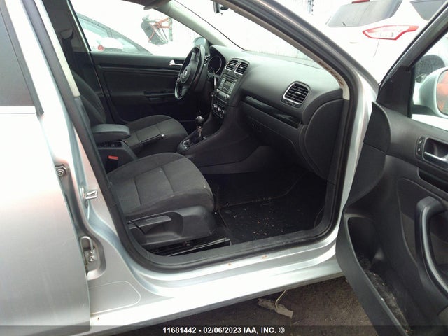 Volkswagen Golf 2010 3VWKL8AJ2AM612007 Image 5