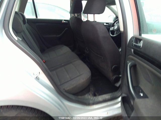 Volkswagen Golf 2010 3VWKL8AJ2AM612007 Image 8