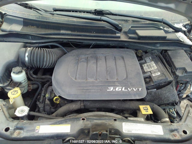 2C4RC1GG7CR127989 Chrysler Town & Country Limited