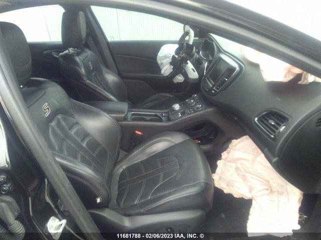 1C3CCCBG0GN190626 Chrysler 200 S