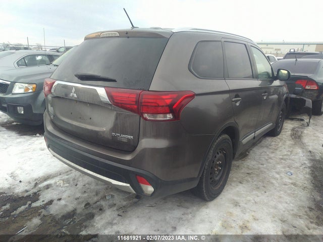 JA4AZ2A3XGZ603603 Mitsubishi Outlander Es