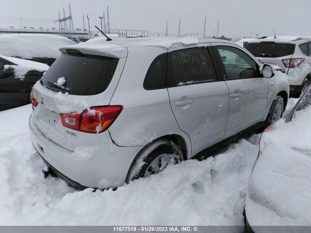 4A4AH3AU1EE603560 Mitsubishi RVR SE