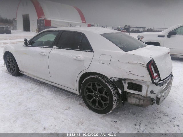 2C3CCAGGXJH250635 Chrysler 300 S