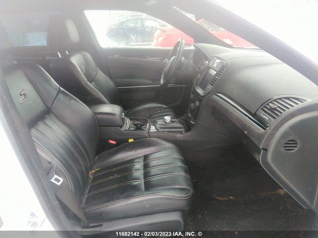 2C3CCAGGXJH250635 Chrysler 300 S