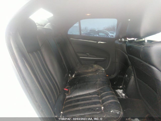 2C3CCAGGXJH250635 Chrysler 300 S