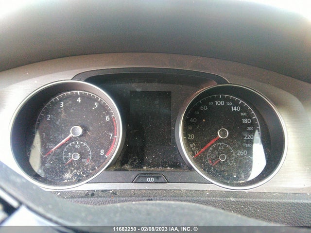 3VW217AU5FM084075 Volkswagen GOLF