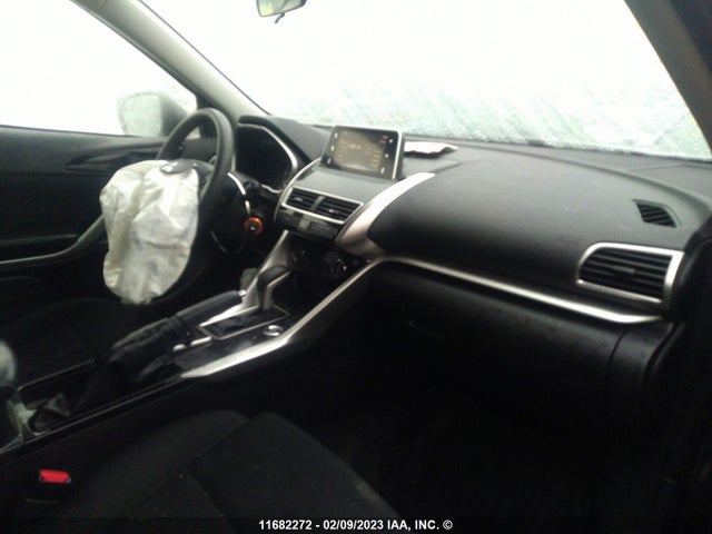 JA4AT3AAXLZ600314 Mitsubishi Eclipse Cross Es