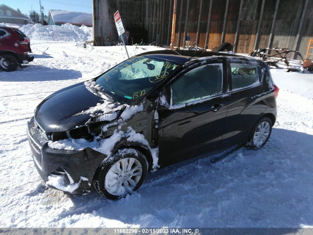 Chevrolet SPARK 1LT 2017 KL8CC6SA6HC820549 Image 2