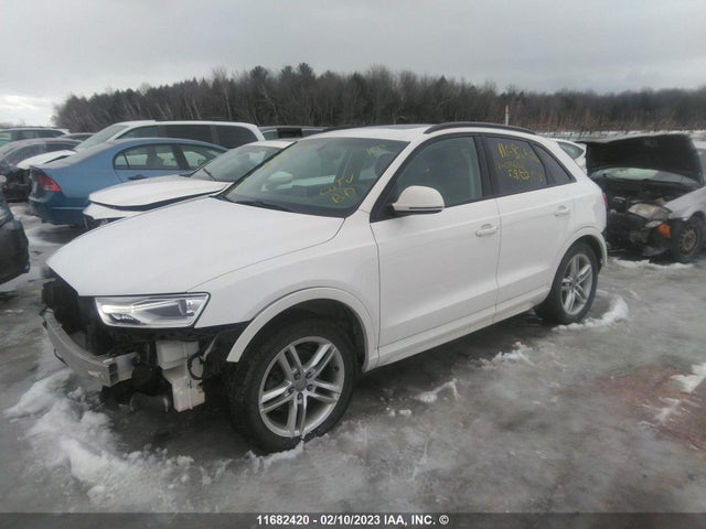WA1ECCFS4HR011608 Audi Q3 PREMIUM