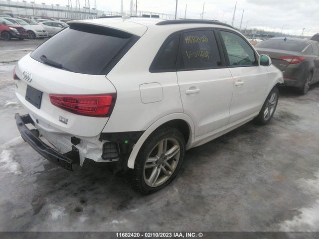 WA1ECCFS4HR011608 Audi Q3 PREMIUM