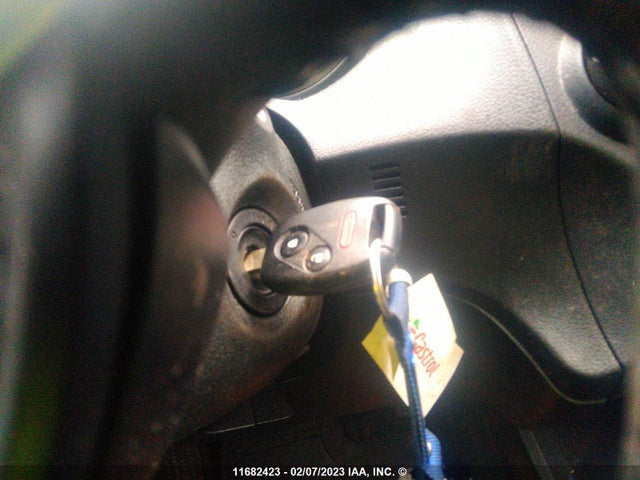 Honda Fit 2014 LUCGE8H73E3001693 Image 3