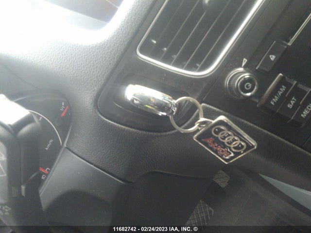 WA1LFCFPXCA028835 Audi Q5 Premium Plus