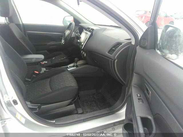 JA4AH3AUXLU605926 Mitsubishi Rvr Se/es